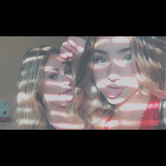 Meet your Posher, Savhaunna - Picture 4 of 5